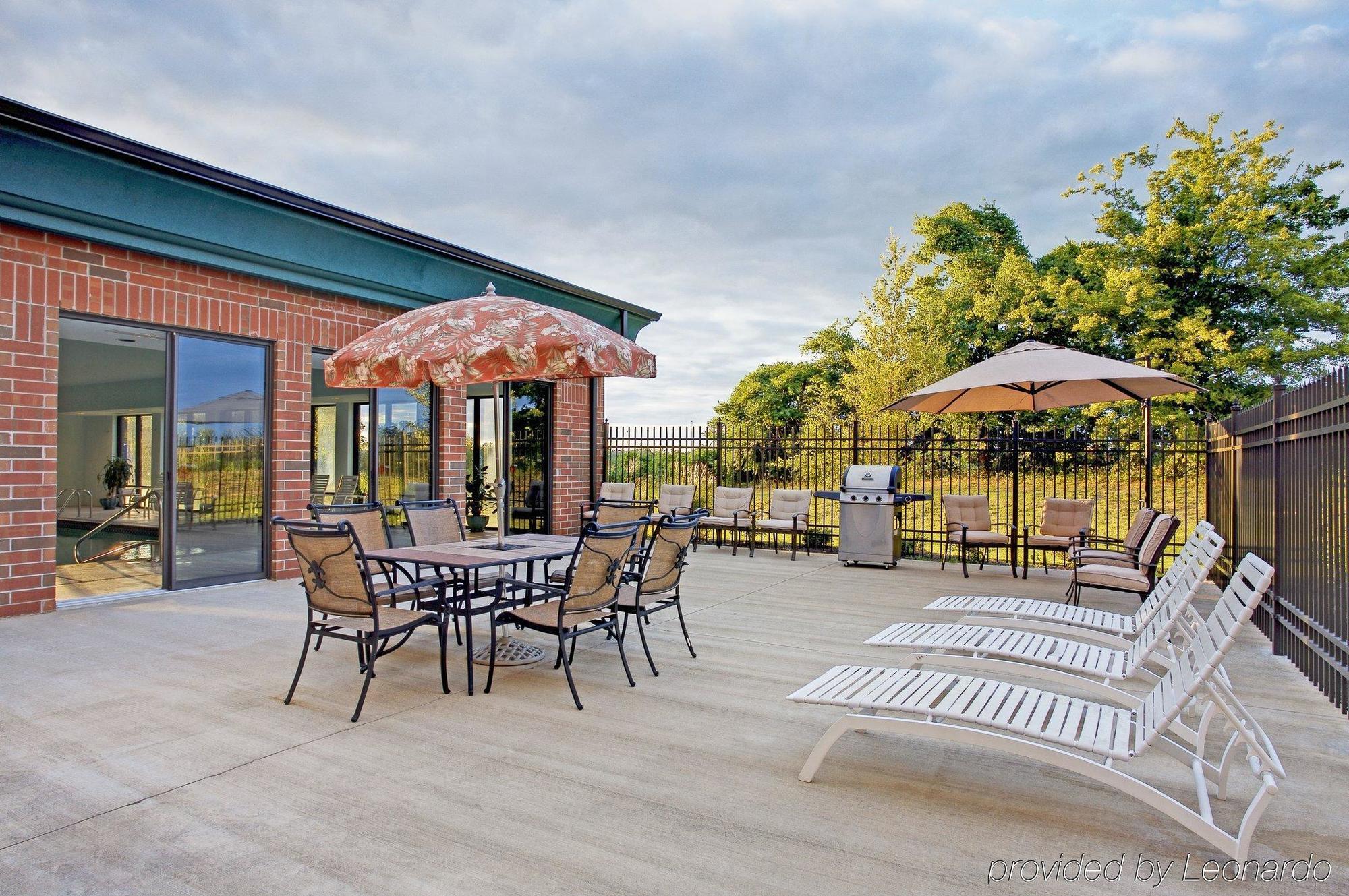 Holiday Inn Express & Suites Dyersburg By Ihg Удобства фото
