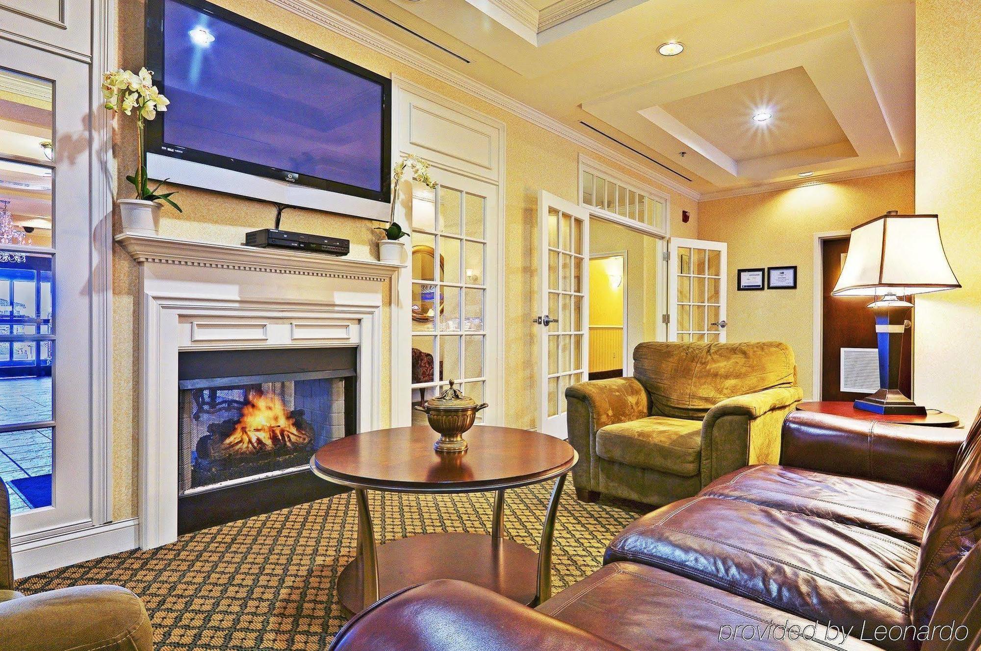 Holiday Inn Express & Suites Dyersburg By Ihg Экстерьер фото